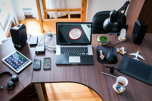 8 Essential Business Travel Technologies