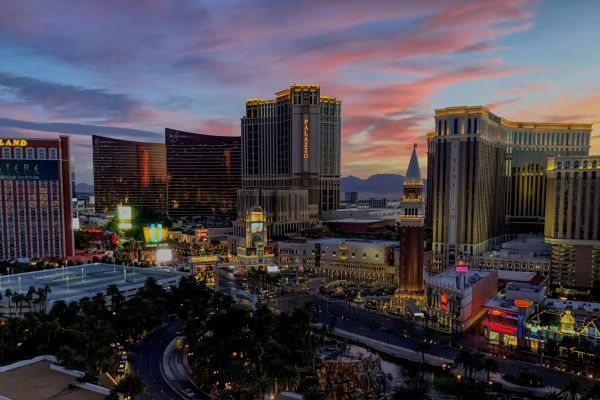 Everything You Need To Know About Group Hotel Bookings in Las Vegas