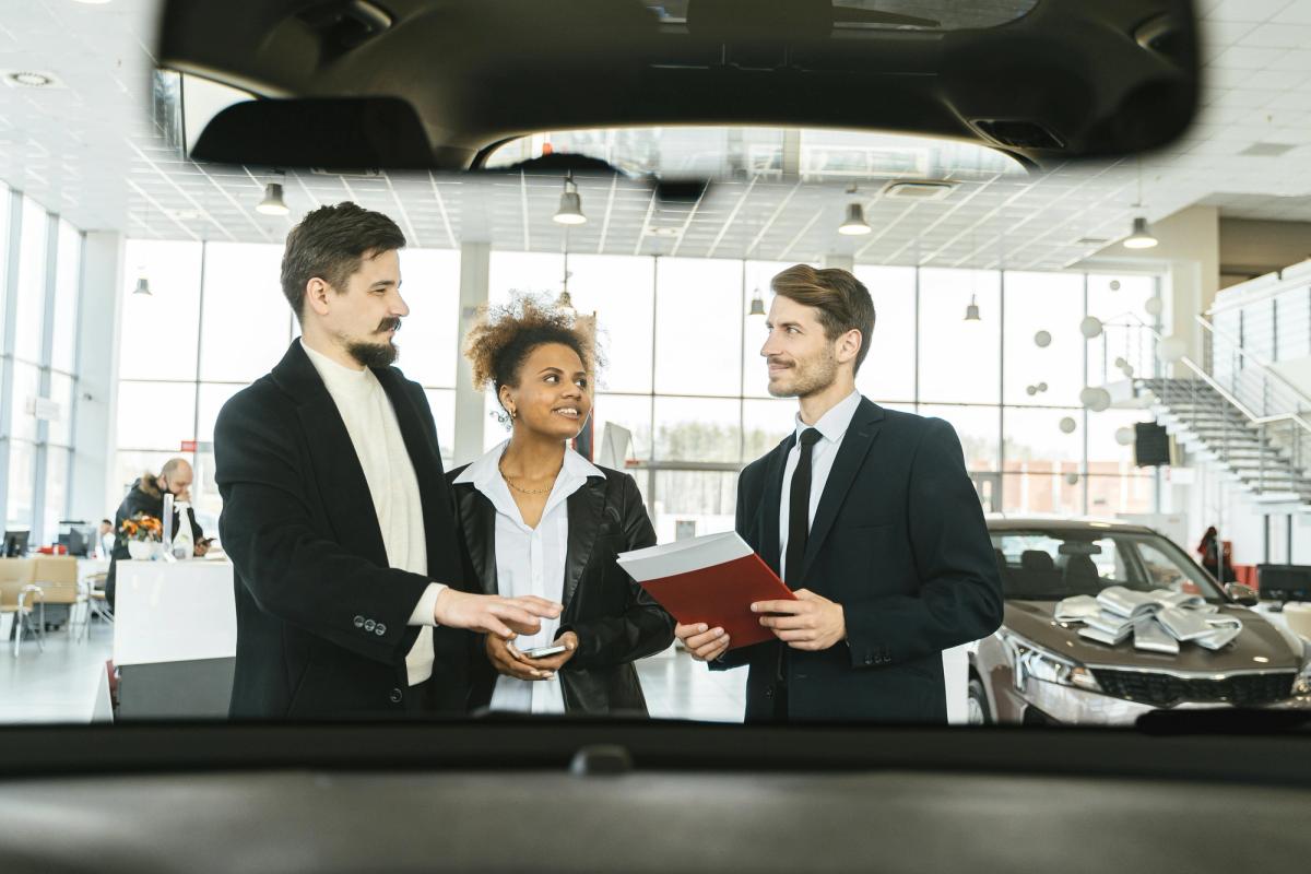 How to Write a Car Allowance Policy for Field and Project-Based Roles
