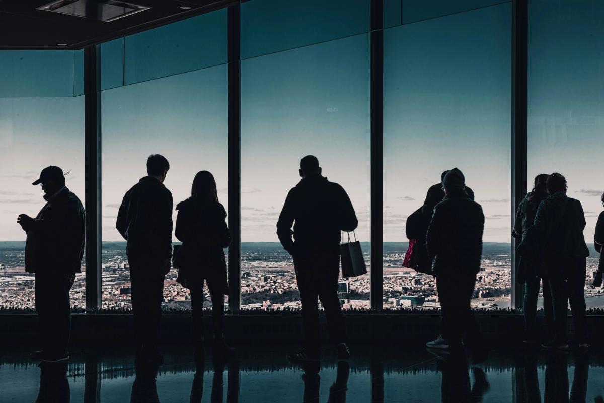 How to Score the Best Group Flight Discounts