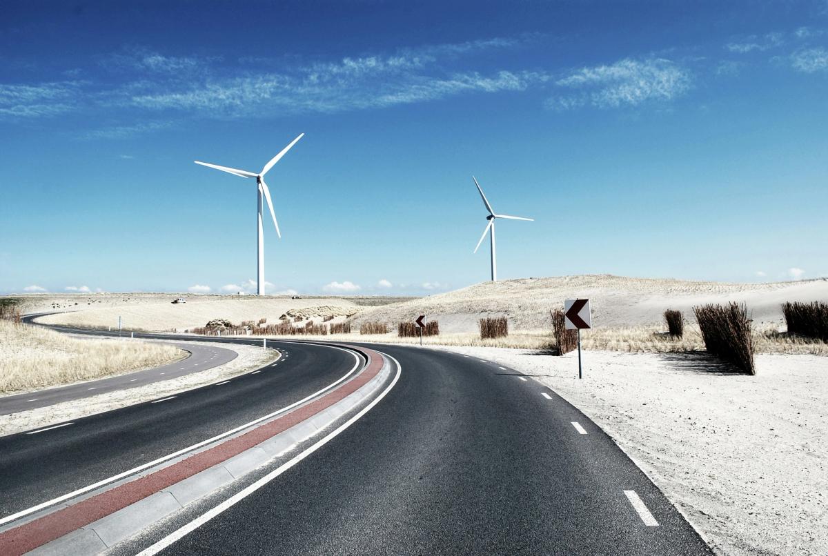 Energy Sector Travel Management: 10 Tips That Work