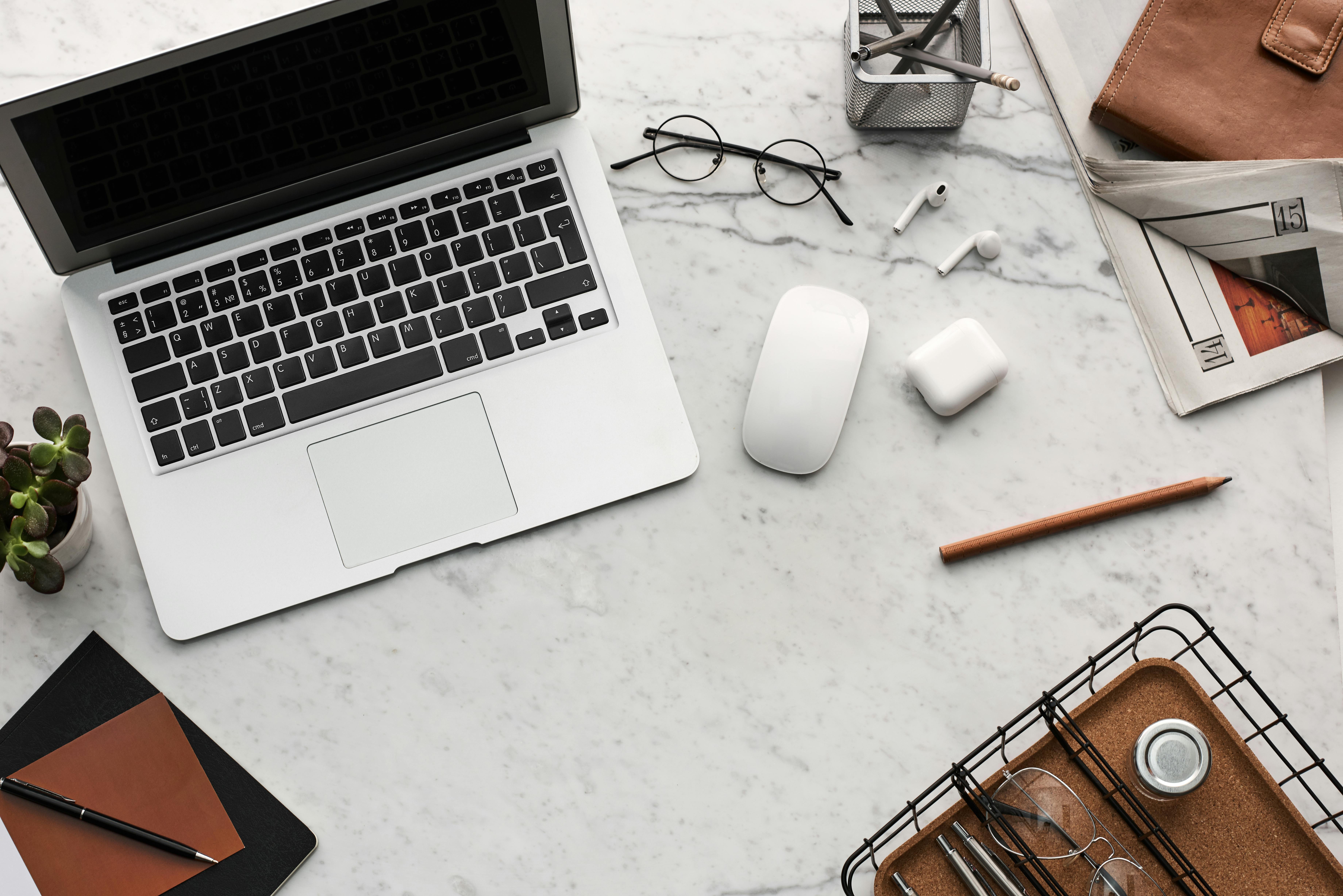 How to write a business travel report: 6 tips