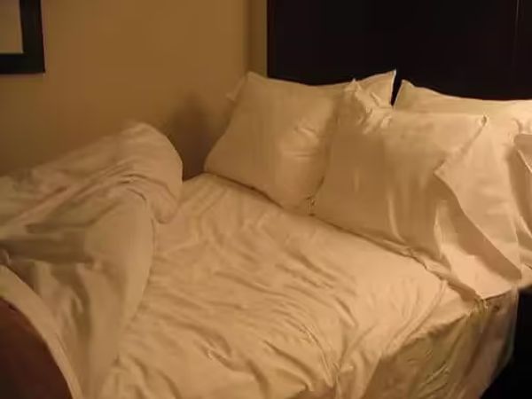 Hotels Accommodate Guests with 24 Hour Stays and Late Check-Outs