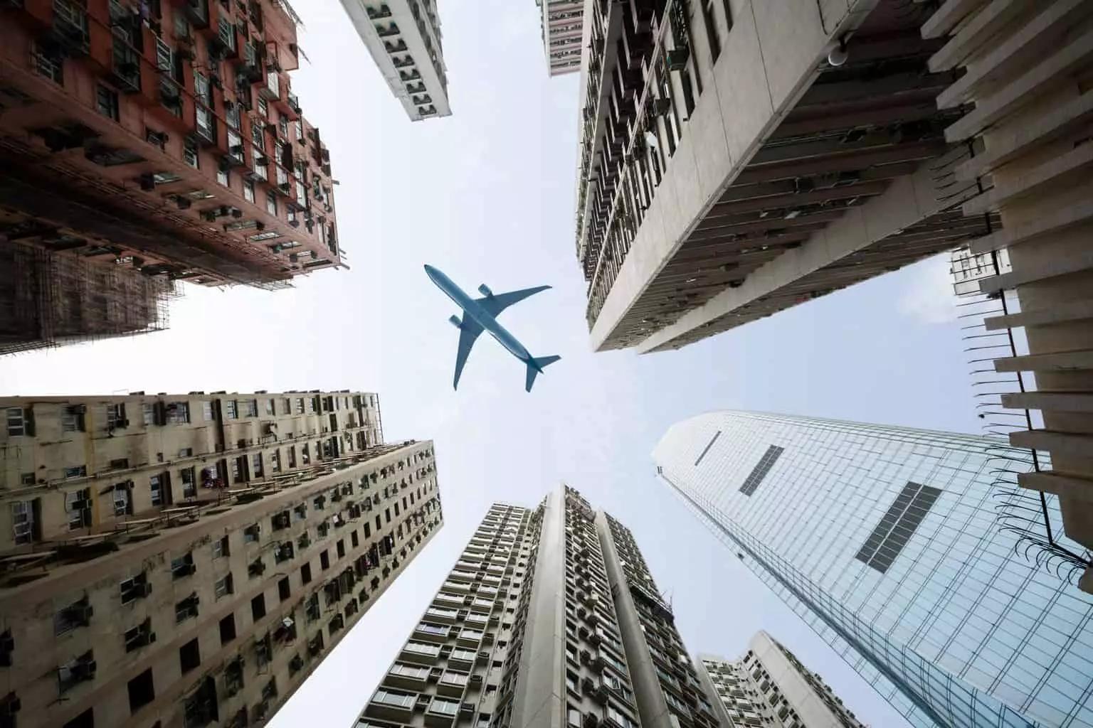 How to Travel—for Both Work & Play