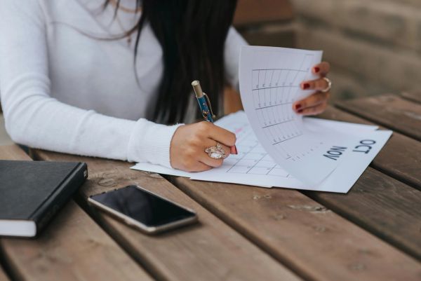 How to create a bachelorette party itinerary: 5 tips and samples