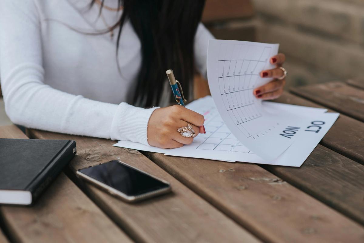 How to create a bachelorette party itinerary: 5 tips and samples