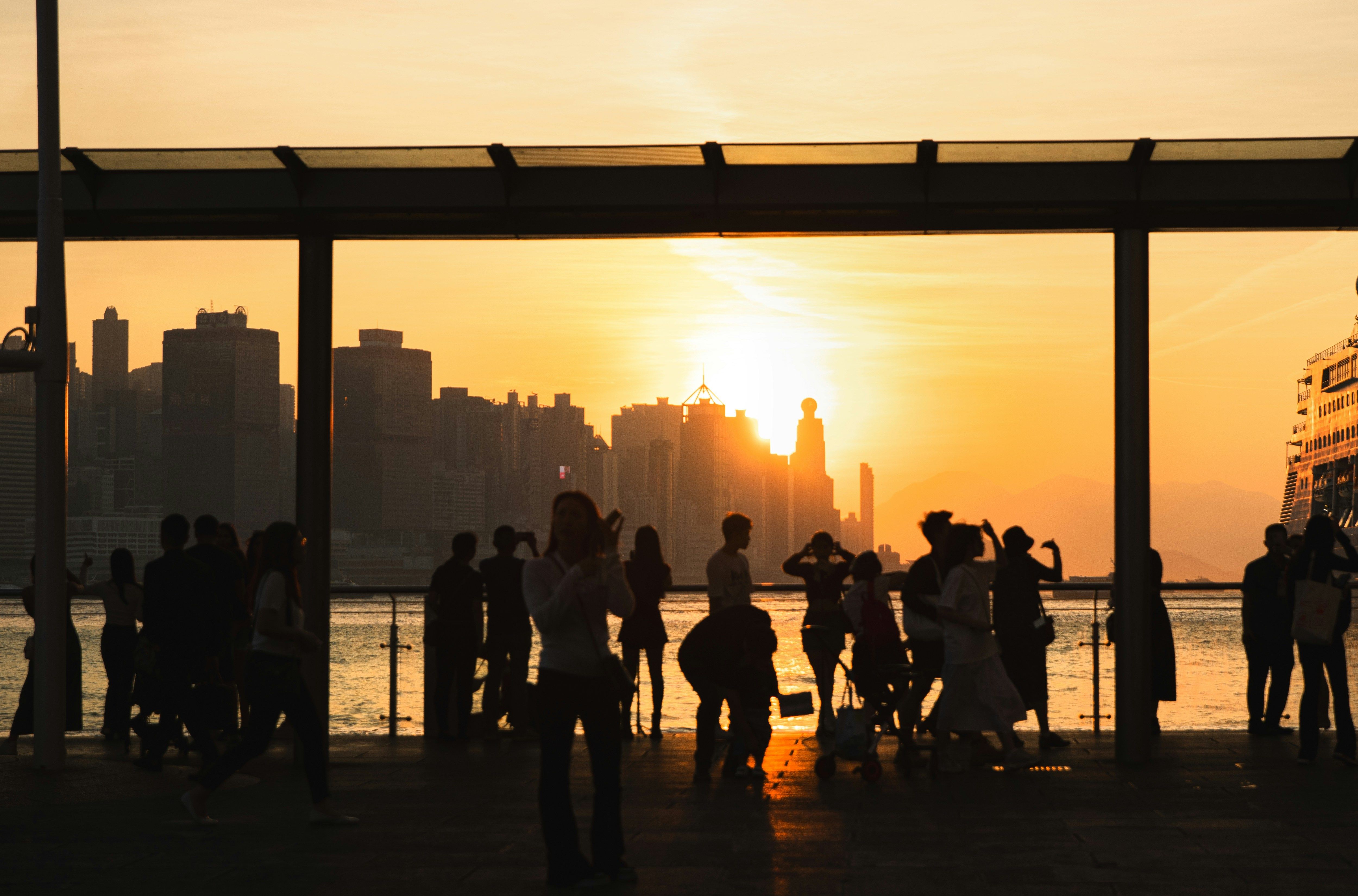 Company offsite events: What they are and how to plan them