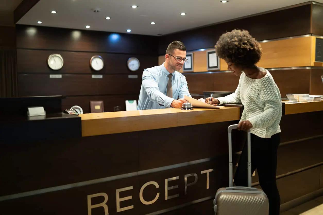 16 Must-Know Corporate Travel Safety Tips