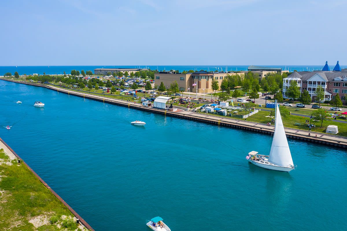 Kenosha, WI hotels
