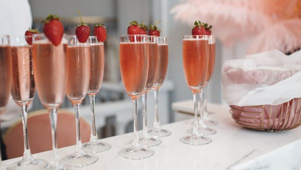 How to set up a hospitality suite at the hotel for your wedding weekend