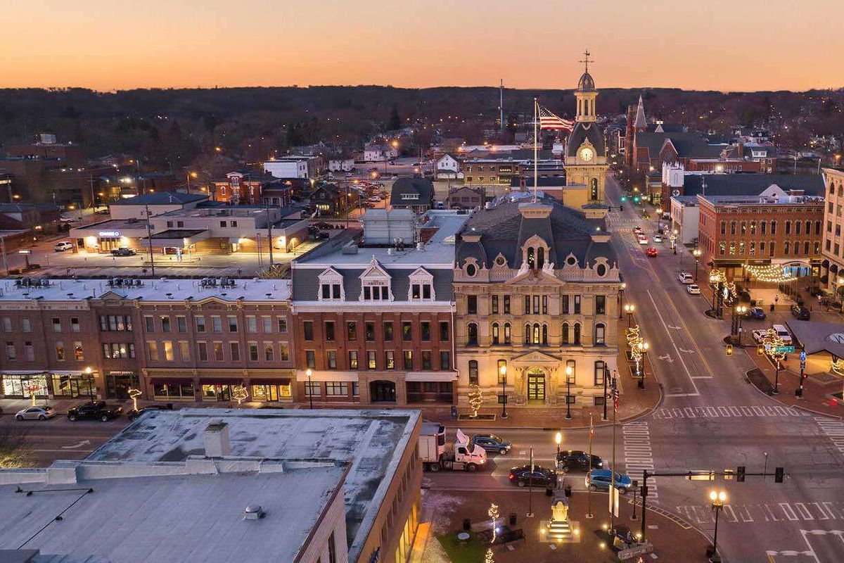 Wooster, OH hotels