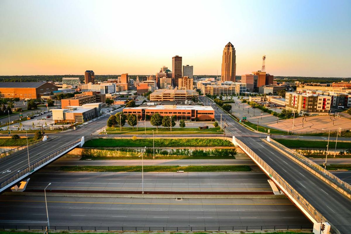 Urbandale, IA hotels
