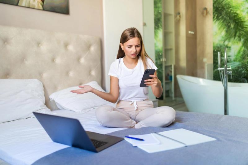 How do we calculate the right number of rooms if many guests haven’t RSVP’d yet?
