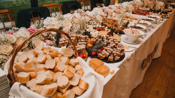Is Breakfast Included in the Wedding Group Rate or Does It Cost Extra?