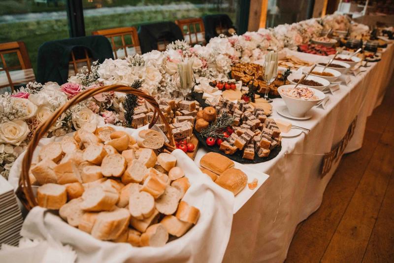 Is Breakfast Included in the Wedding Group Rate or Does It Cost Extra?