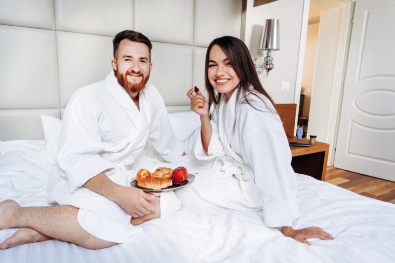 Do we get complementary nights in a wedding block?