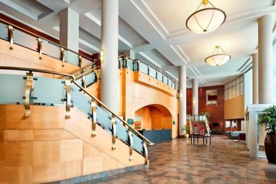 Sheraton Suites Calgary Eau Claire photo 2