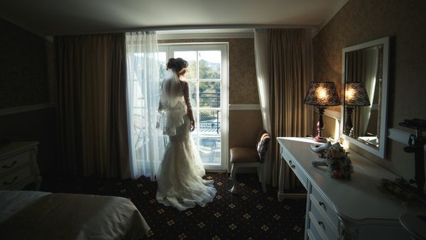 Should we ask for suite upgrades for the wedding party?