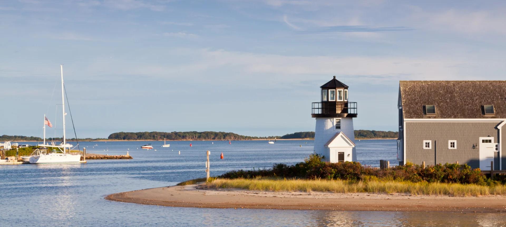 Hyannis, MA