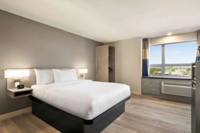 Microtel Inn & Suites Montreal Airport - Dorval QC photo 5