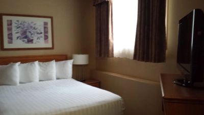 Days Inn & Suites by Wyndham West Edmonton photo 5