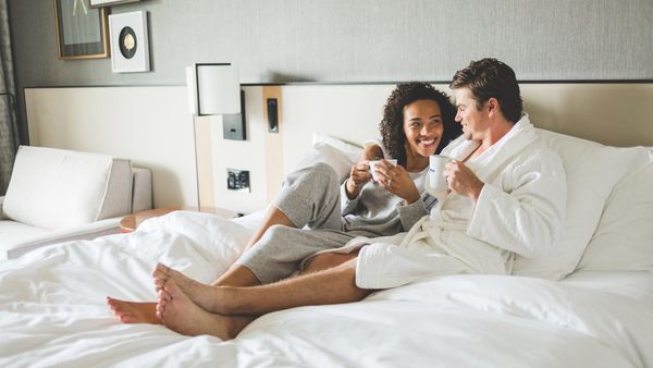 What happens if we want to switch hotels after signing the contract?