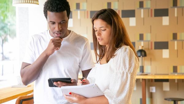What happens if guests cancel their rooms?