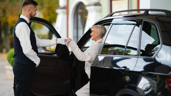Do hotels charge for overnight parking for guests in the wedding block?