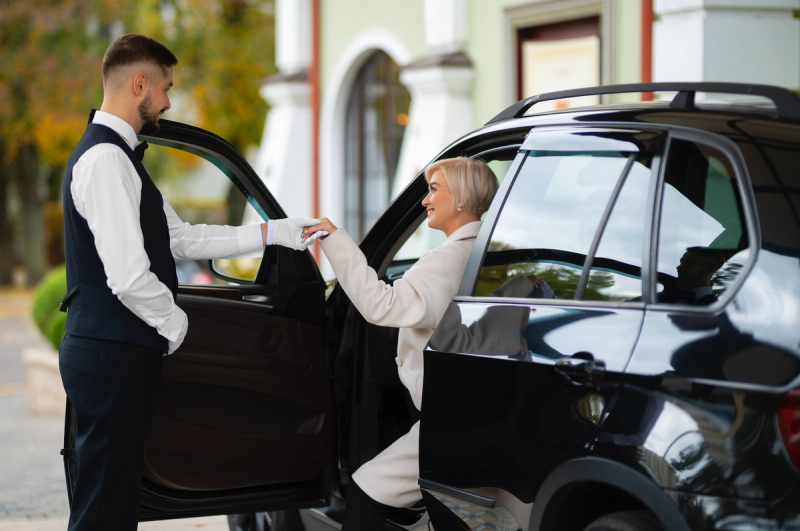 Do hotels charge for overnight parking for guests in the wedding block?
