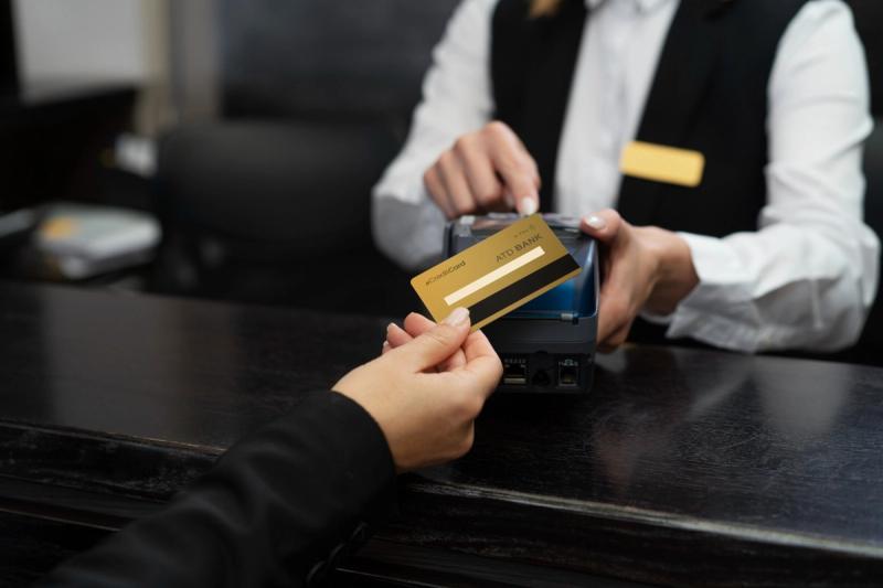 Do guests need a credit card at check-in even if the room is prepaid or part of a group?