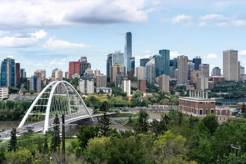 Edmonton. AB