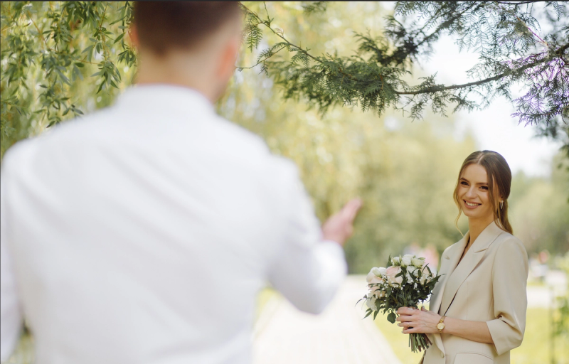 How do we choose hotels for weddings with early-morning ceremonies?