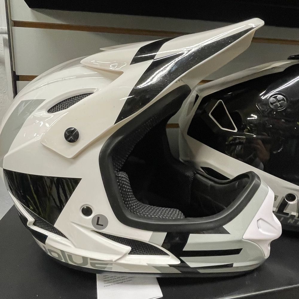Casque race