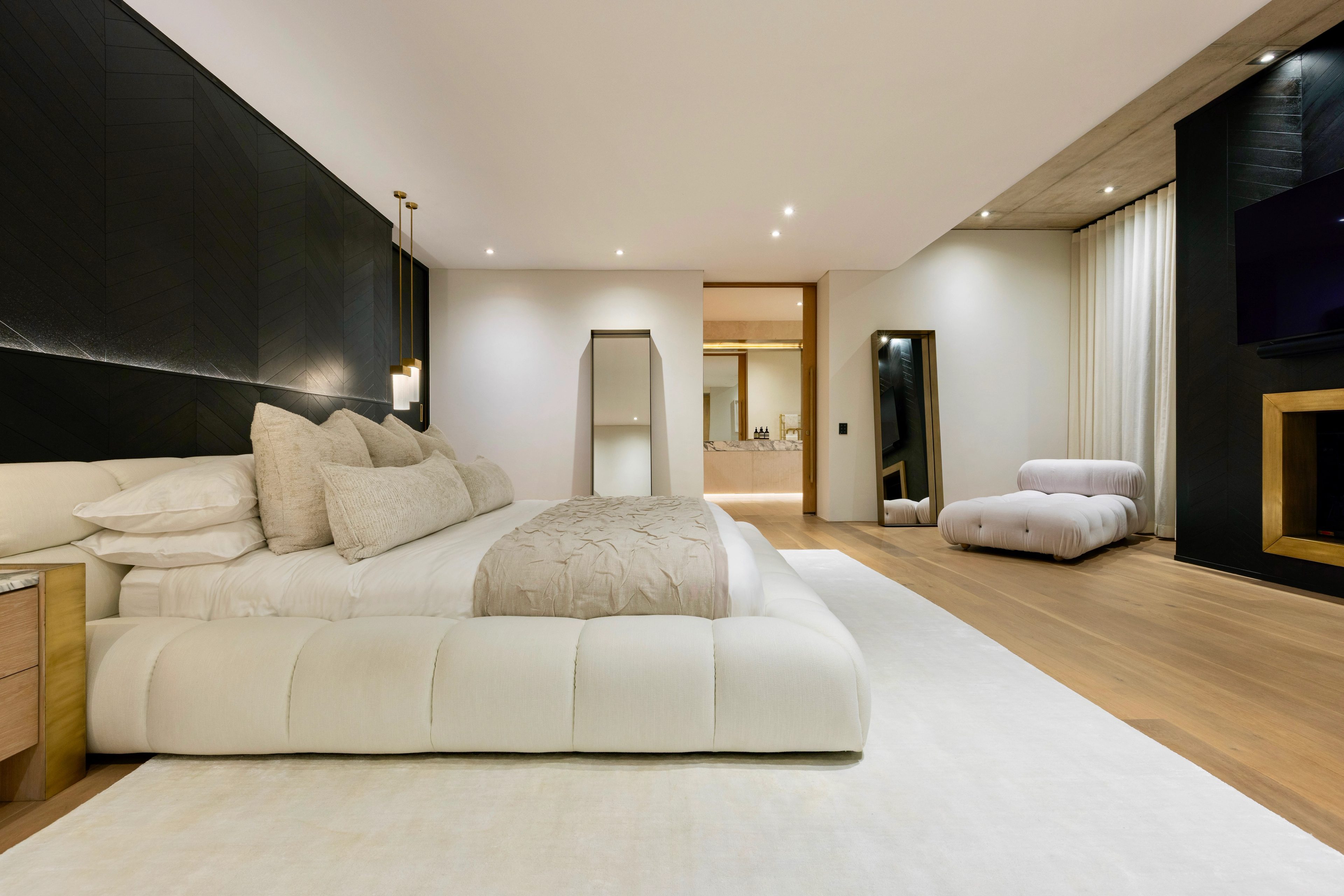Main bedroom