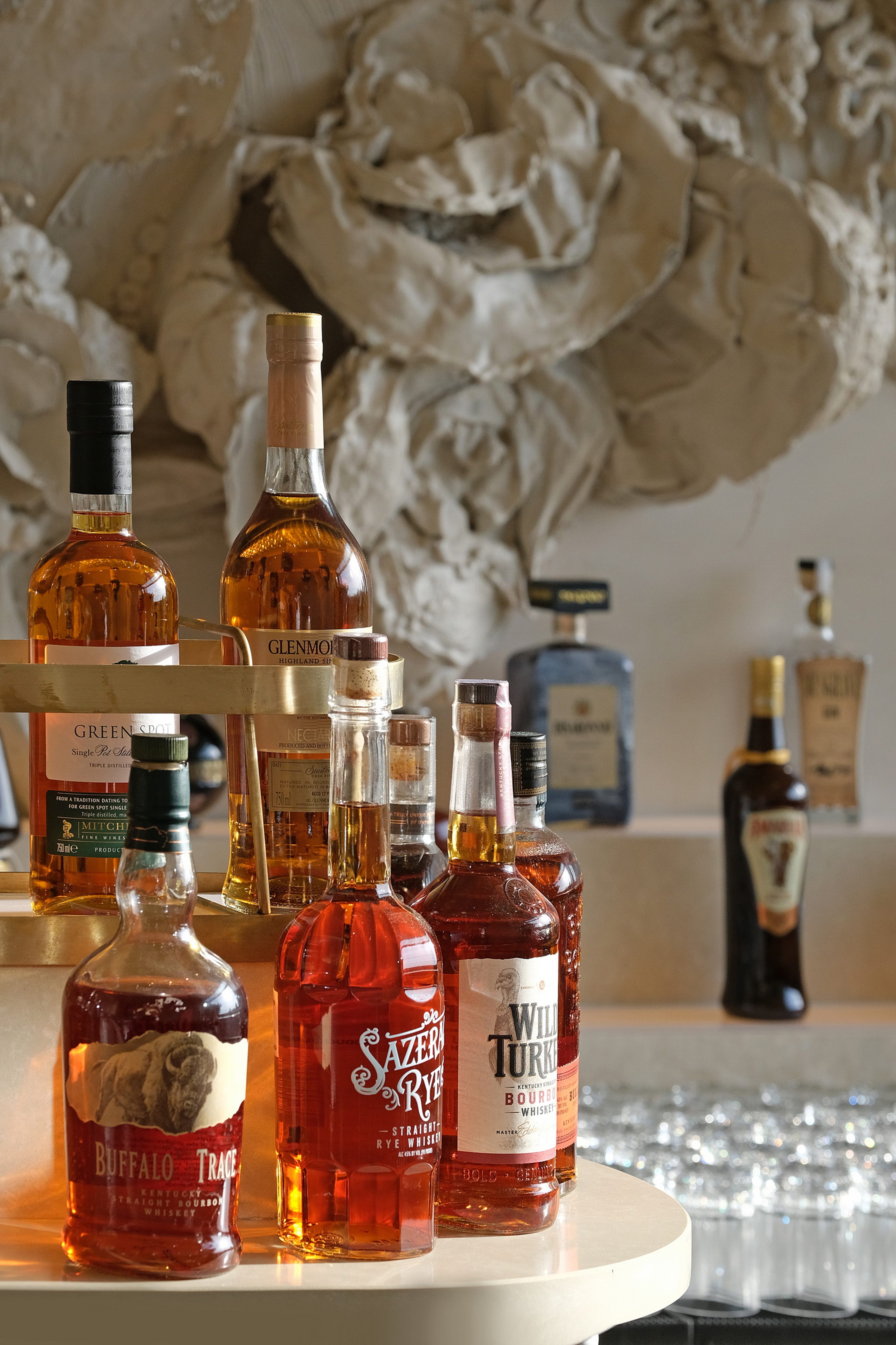 Bar centre unit