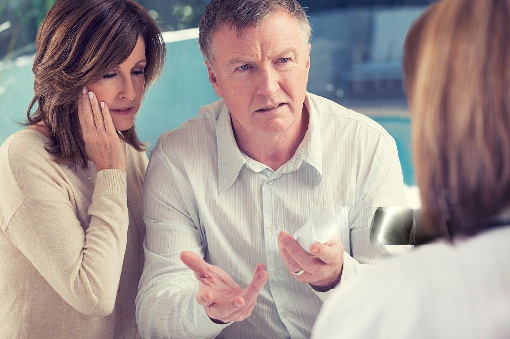 This section explains what signs to look out for that may help you make your decision, when it comes to getting a second medical opinion.