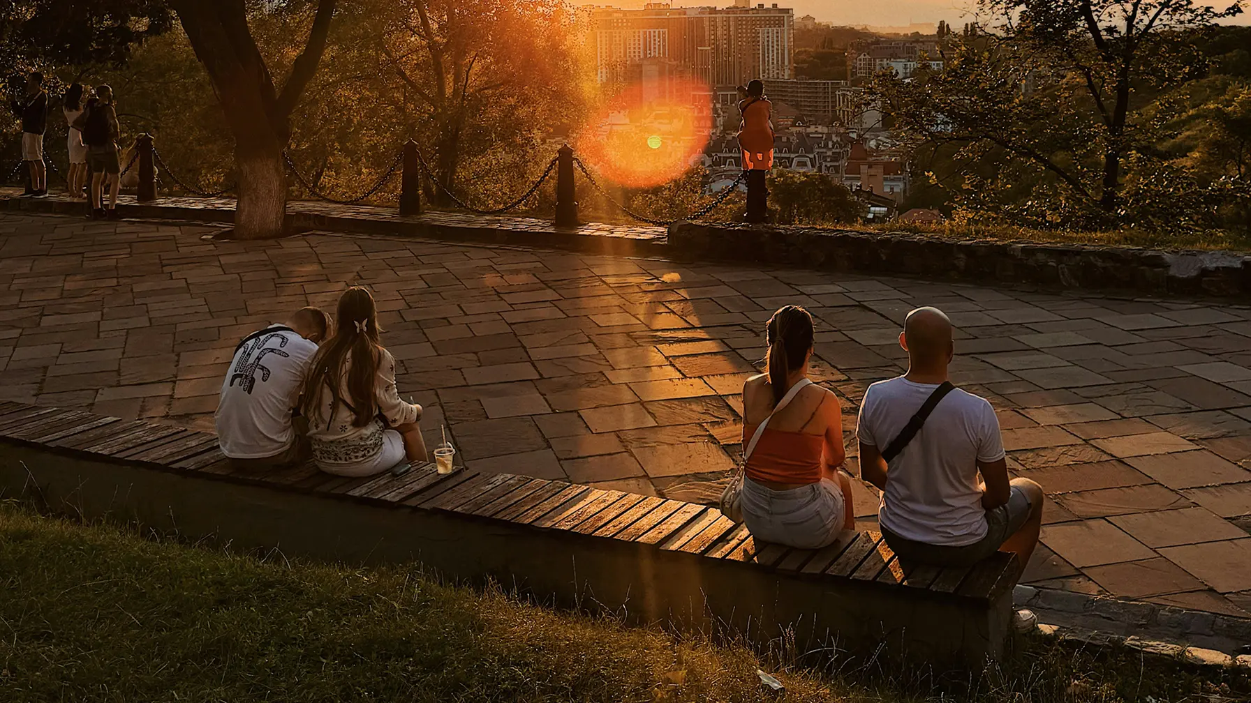 AI agent in the field: 5 AI customer service use cases for health insurance