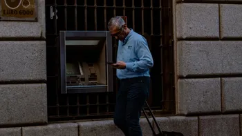 cost reduction in banking through AI: how automation is redefining efficiency