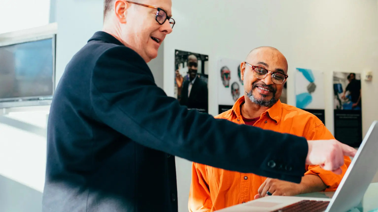 the ultimate guide to building an AI customer service team