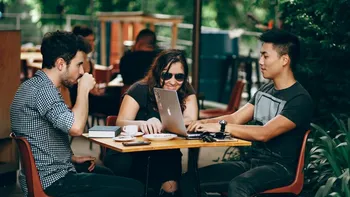 embracing AI in SaaS customer service: 4 lessons from early adopter Epos Now