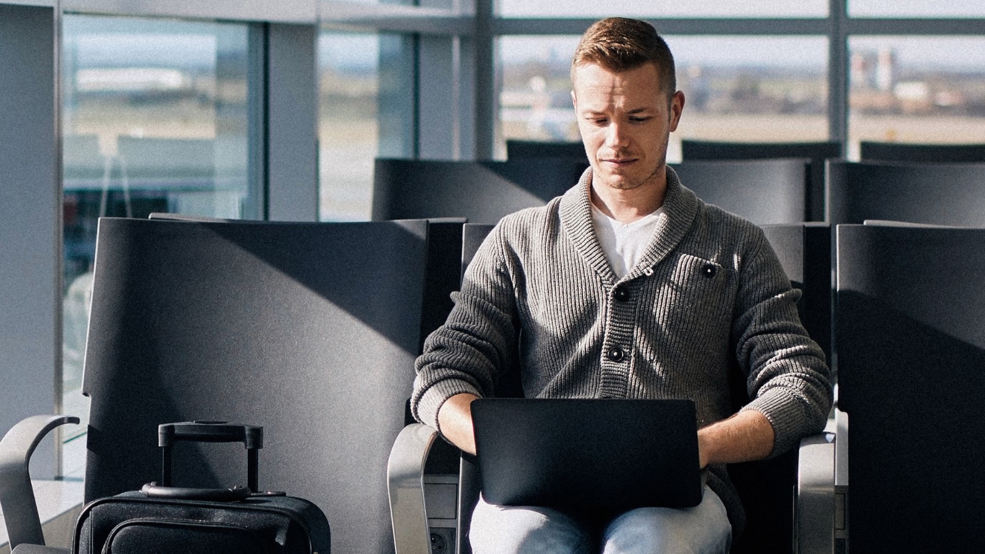 When disruption hits: How agentic customer experience helps companies respond under pressure