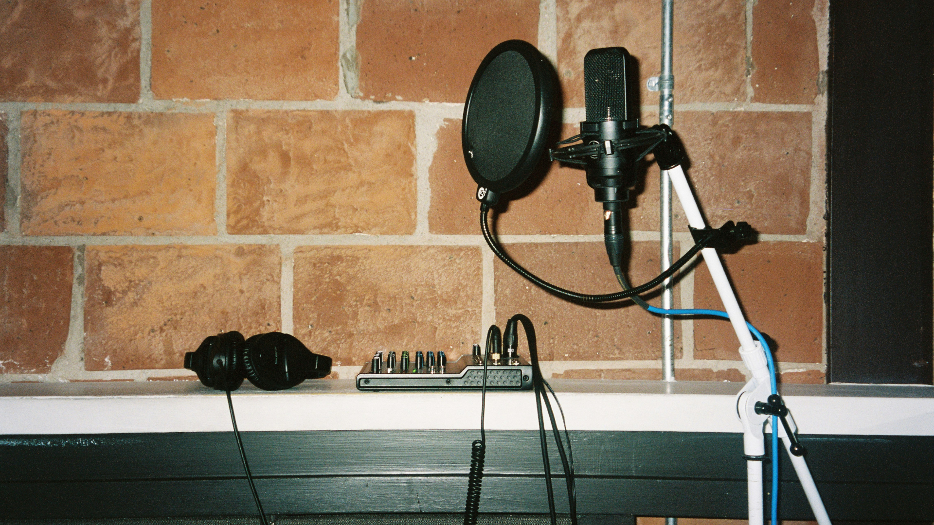 the future of voice AI in customer service: predictions, trends, and practical advice