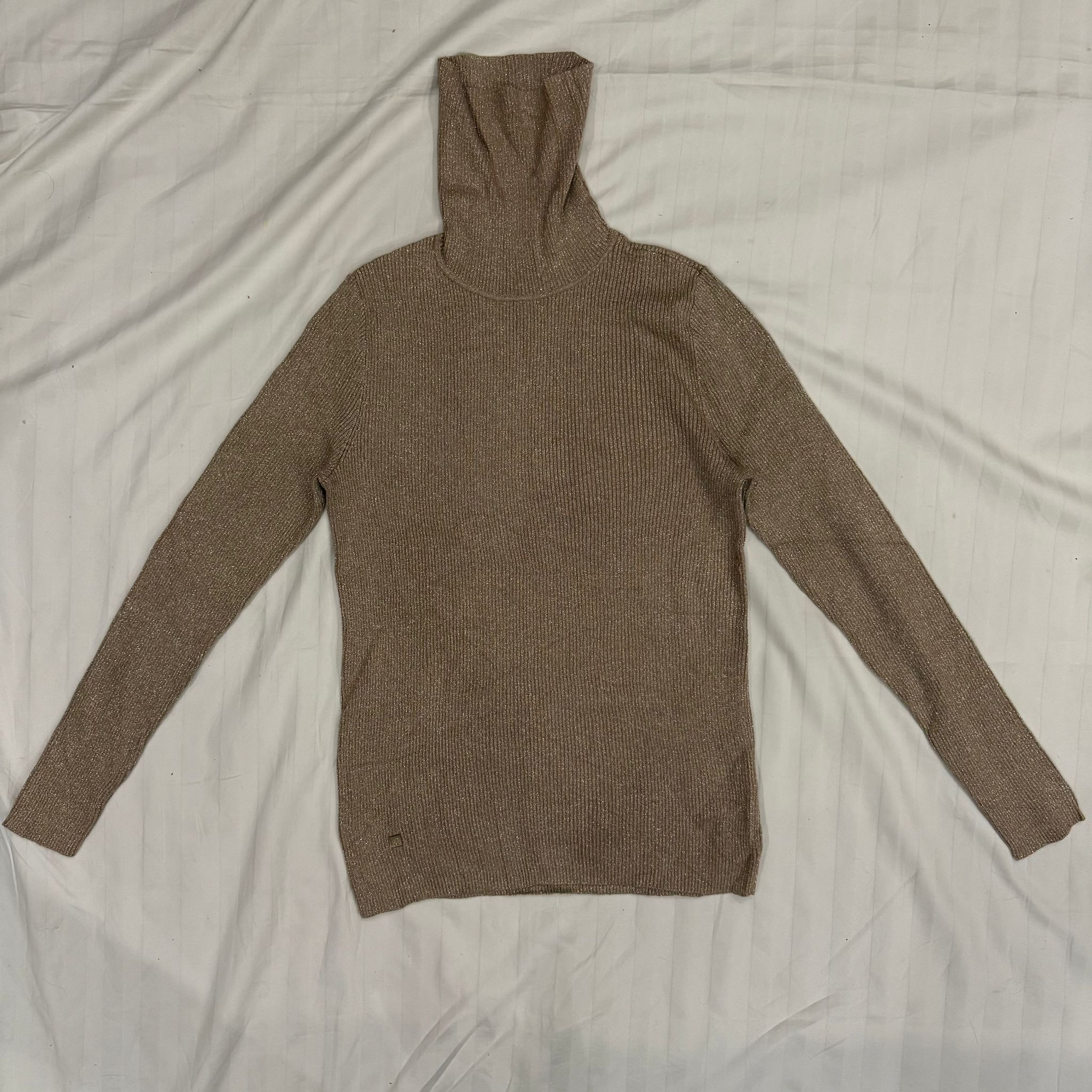 Lauren Ralph Lauren Women’s metallic ribbed turtleneck sweater size (L)