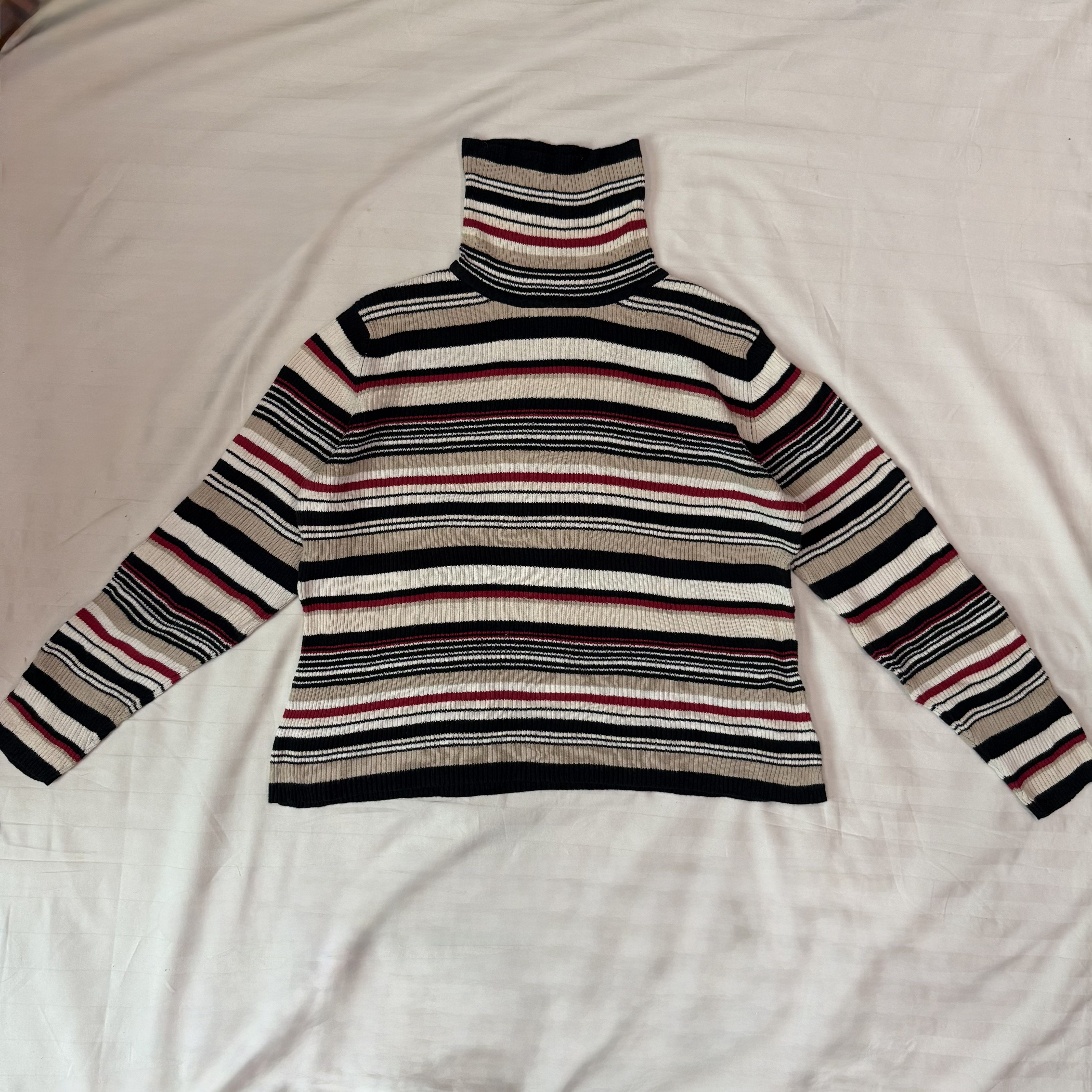Striped turtleneck Ribbed knit Size extra large (XL)