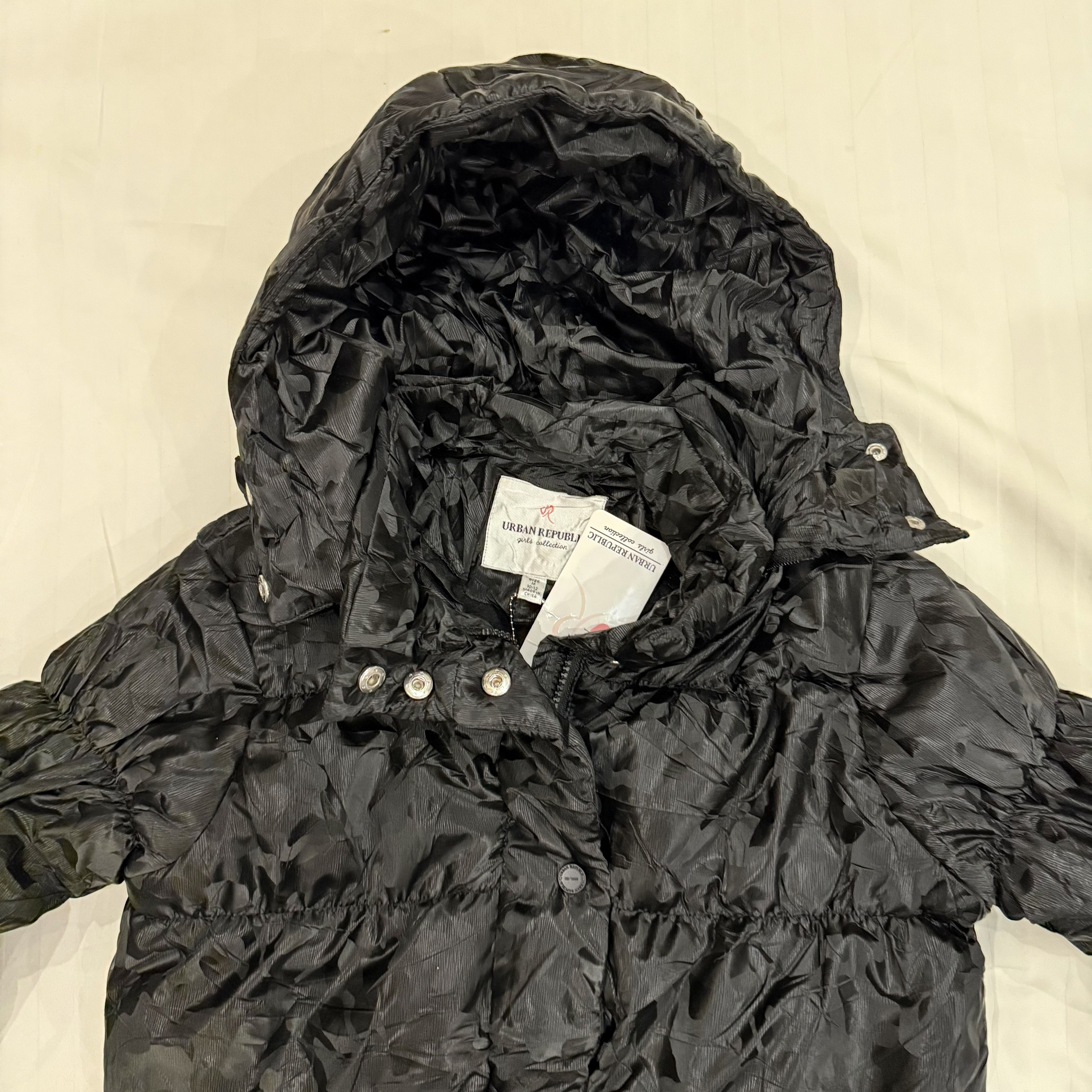 Urban Republic Black Camo Puffer Jacket Detachable Hood (Size M)