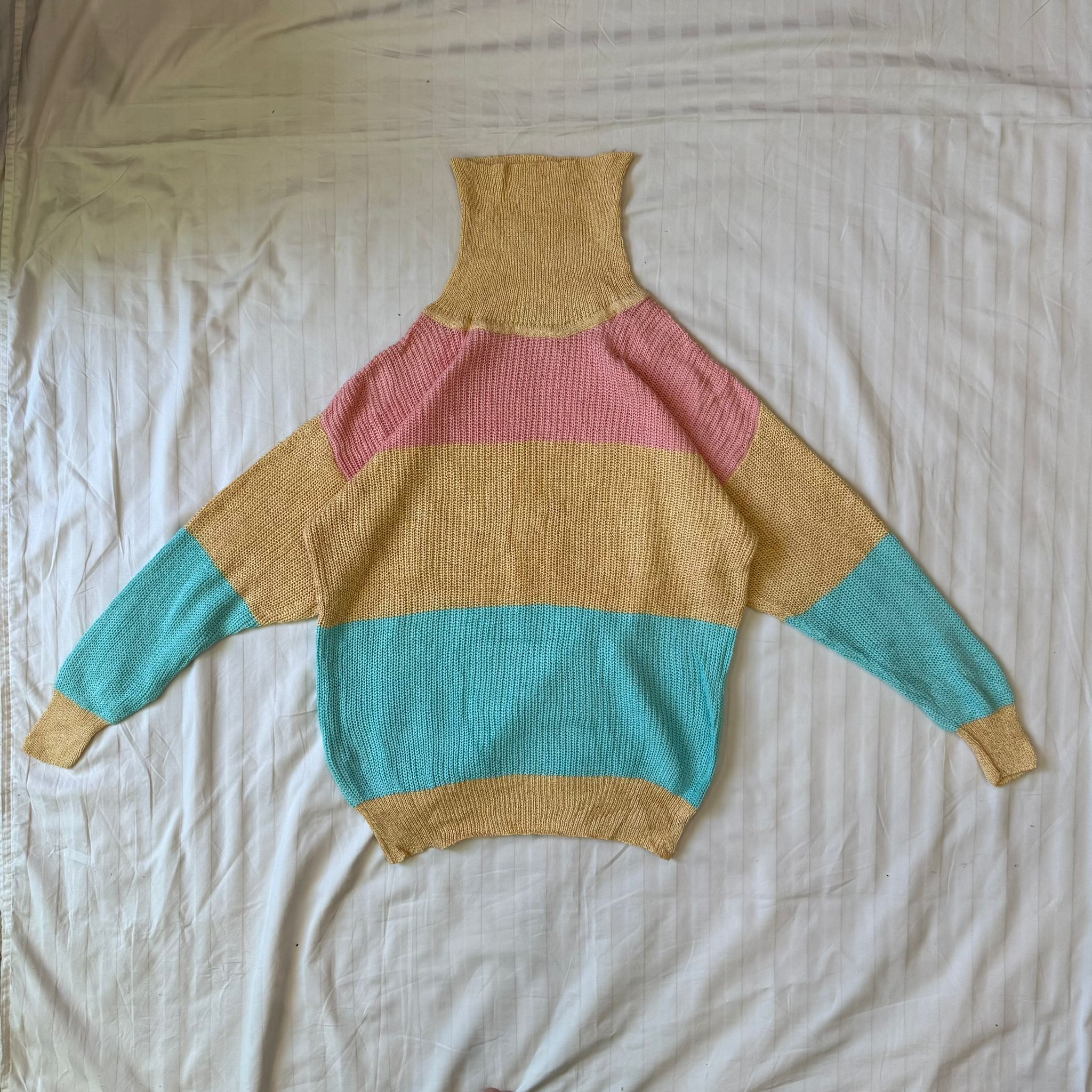 chunky knit color-block turtleneck sweater size (S)