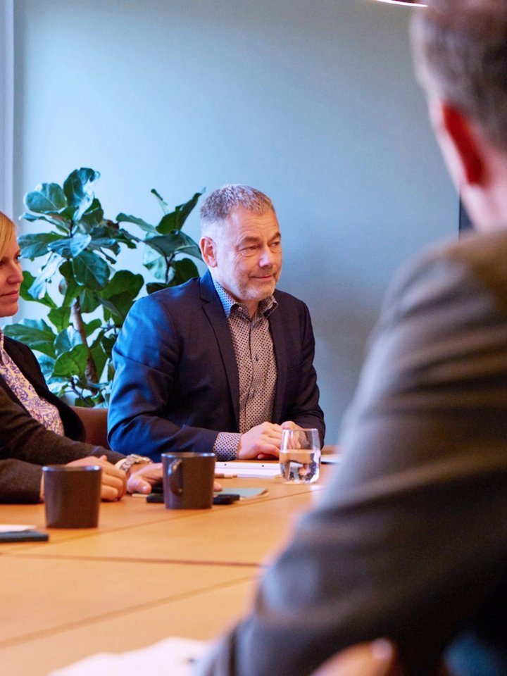 møde Curo capital