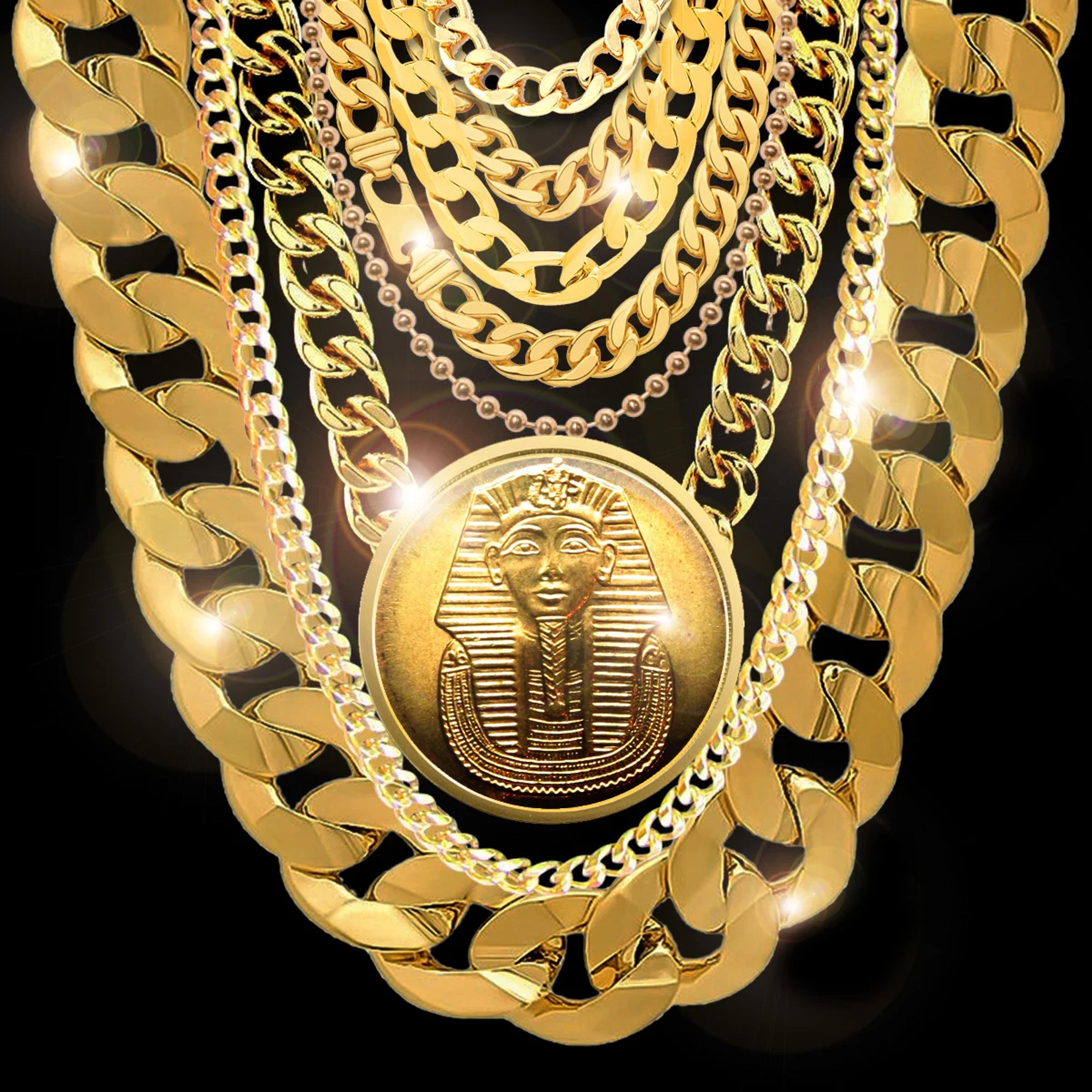 Tutankhamun World Tour: Social: Gold chains