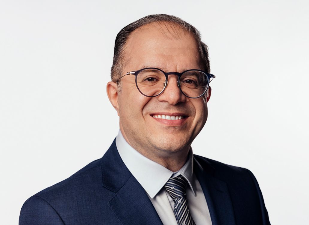 Shahrad Avaxpour staff headshot