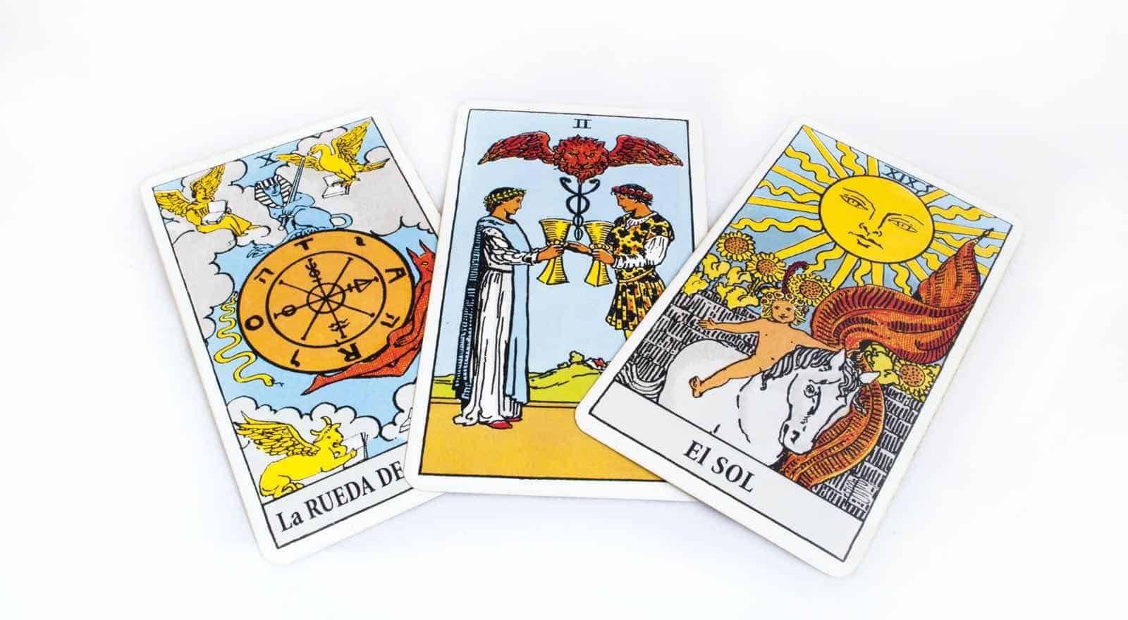 24 Easy Three-Card Tarot Spreads for Beginners